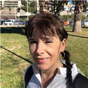 Passionnée de la langue française et de formation universitaire littéraire, j'ai obtenu le Certificat Voltaire avec mention  Affaires